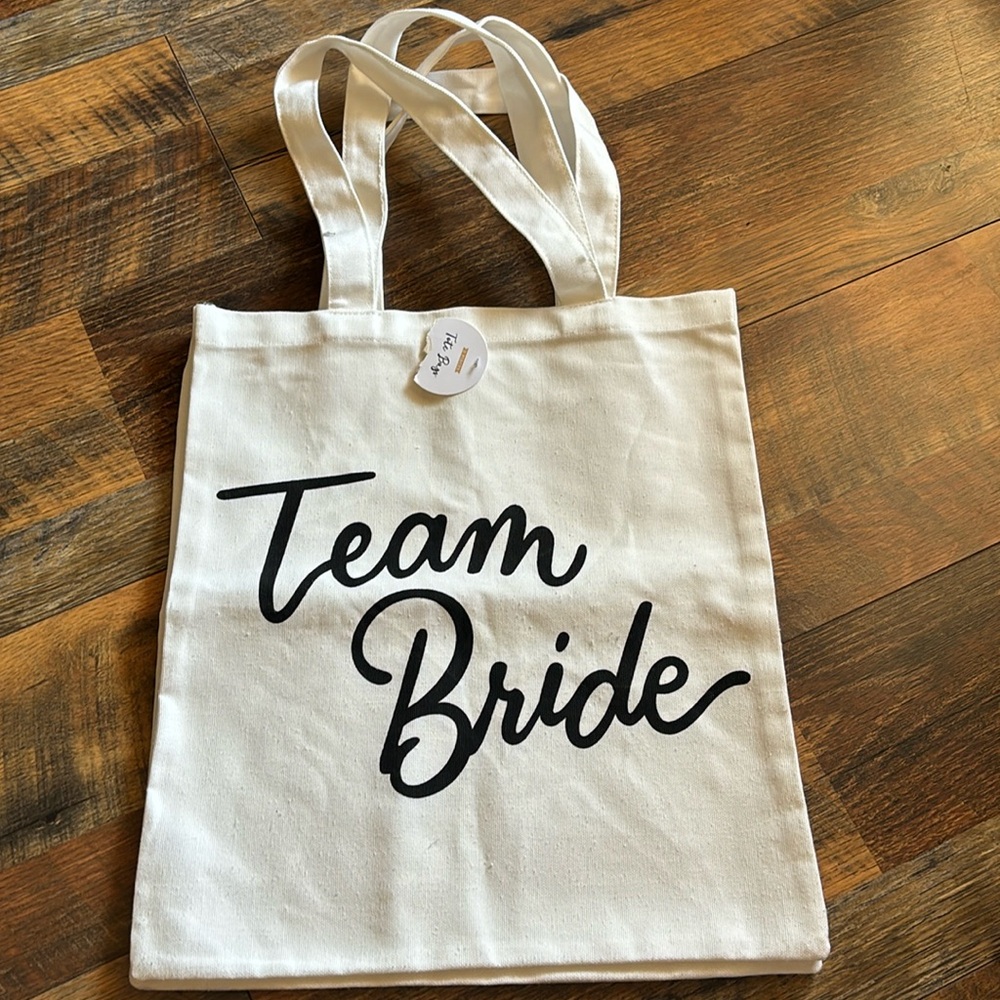 NWT Team bride two pack tote bags